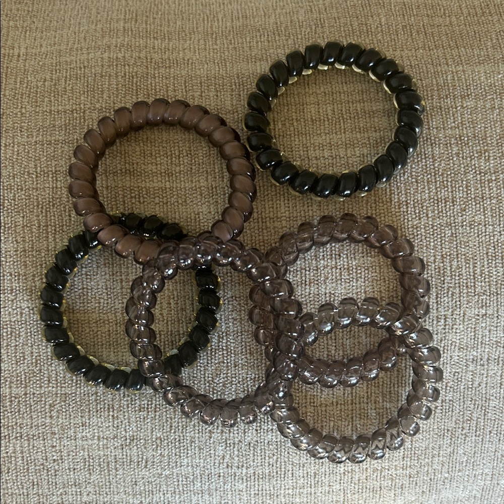 Kitsch🎀6-Spiral Creaseless Phone Cord Hair Ties / Authentic / New Never Used